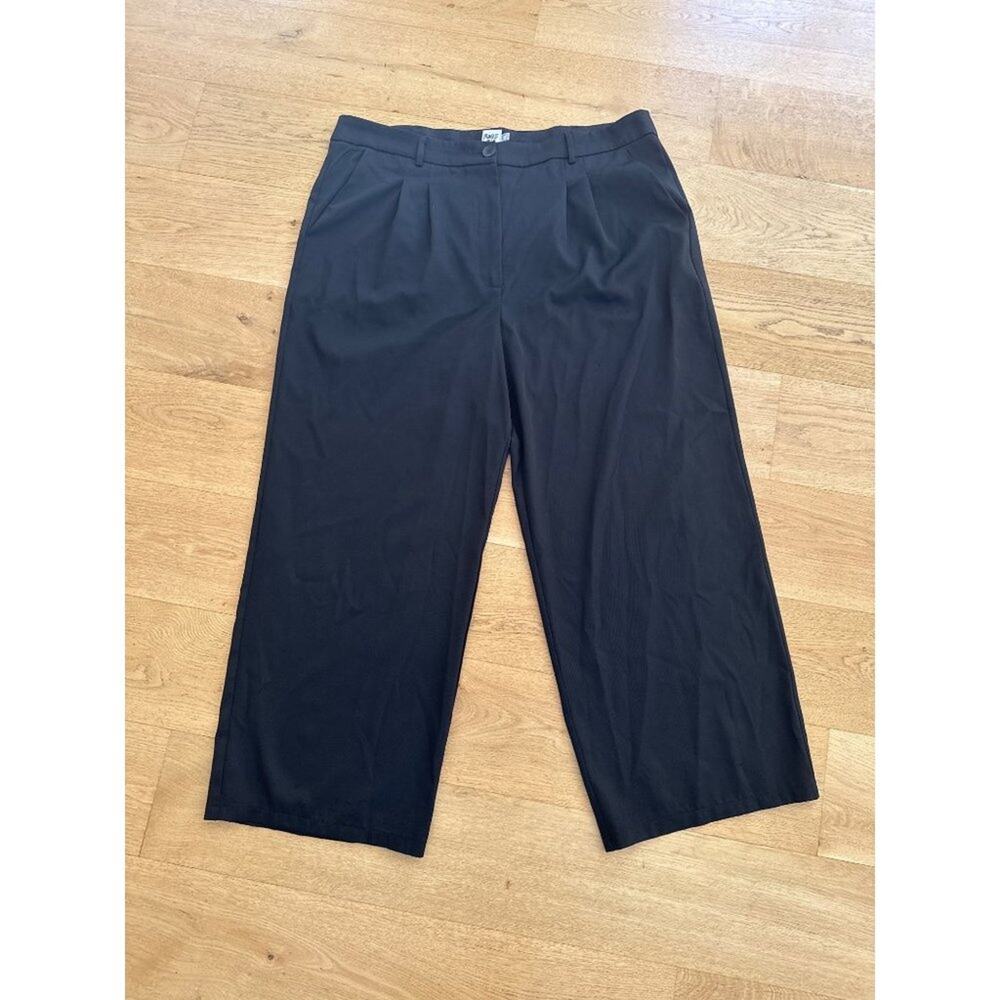 Princess Polly Pleat Waist Straight Leg Pants in Black